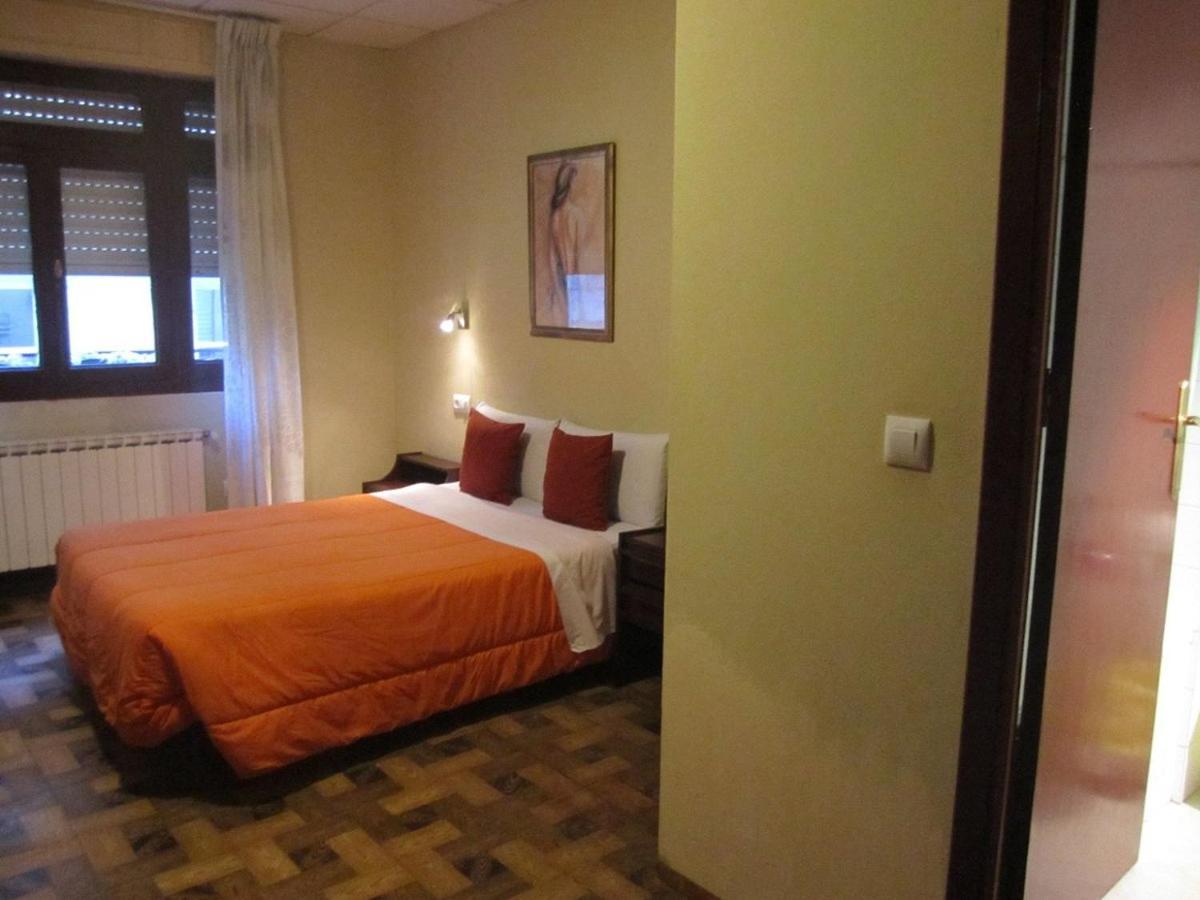 Hostal Real Виго Экстерьер фото
